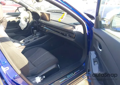 2024 Honda Accord Hybrid Sport из США, поврежденный, VIN 1HGCY2F52RA095948